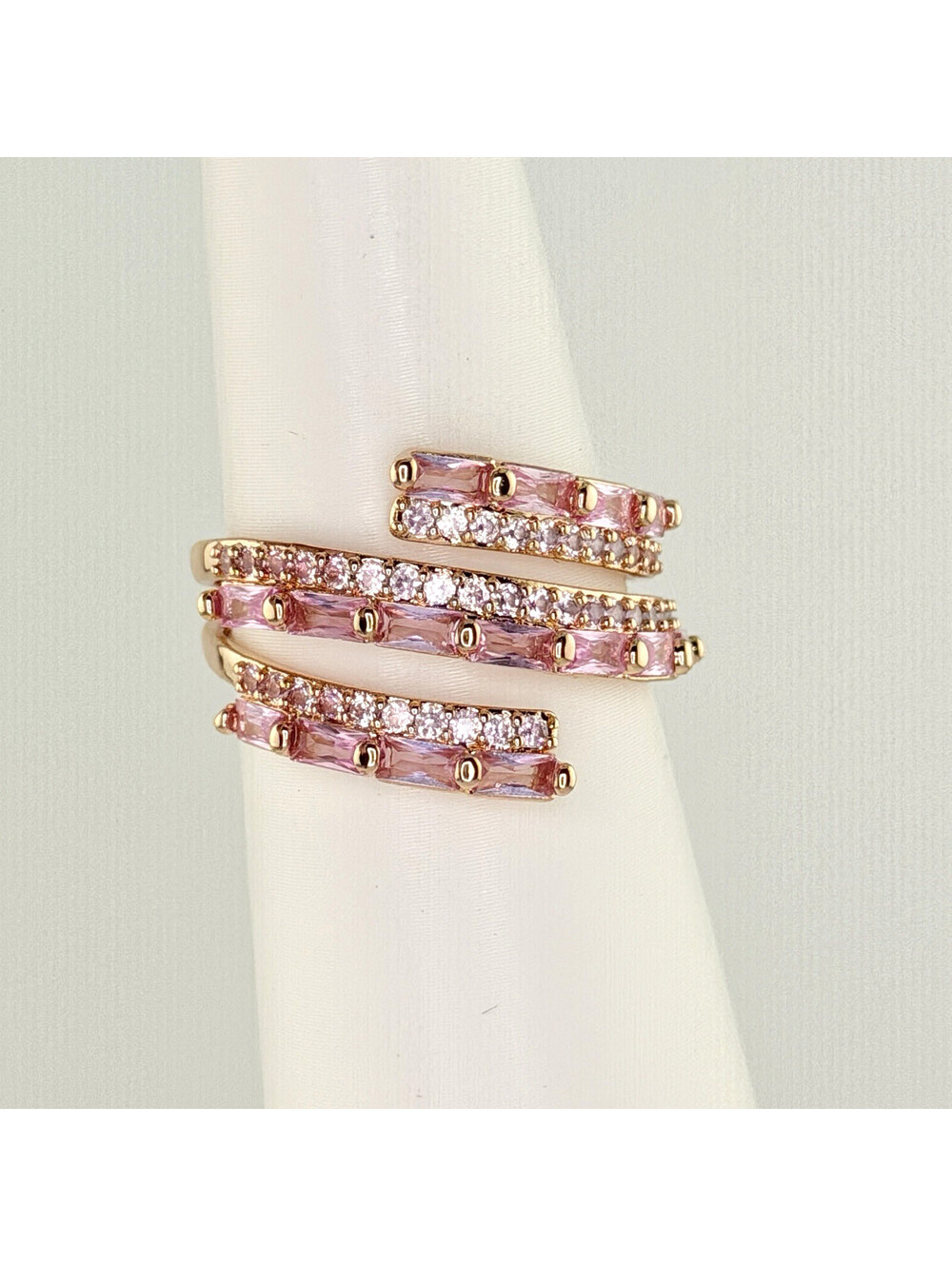 Bomb Party Ring Sz 10 "Cascade" Pink Sapphire on Rose Gold RG39718